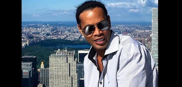 Brésil Ronaldinho En Partance Pour Dubaï Interdit De Quitter Le Pays