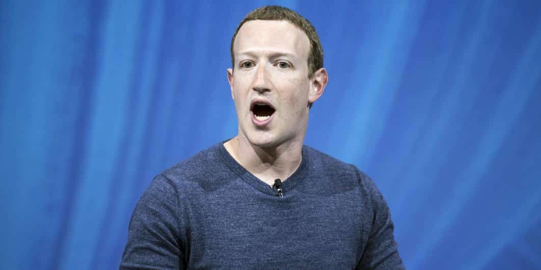En froid avec Apple Mark Zuckerberg force les cadres de Facebook à utiliser des smartphones Android - En froid avec Apple, Mark Zuckerberg force les cadres de Facebook à utiliser des smartphones Android