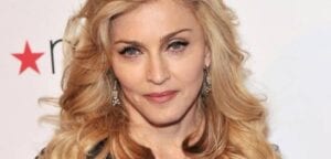 La Star Madonna S’offre Un Nouveau Fessier Pour 2019-Photos