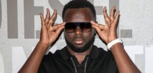 People: Maître Gims S’entraîne Aux Arts Martiaux Sans Lunettes (Vidéo)