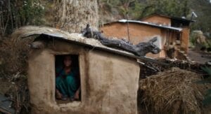 Une Mère Meurt Avec Ses Deux Enfants Dans Une Hutte De Menstruation