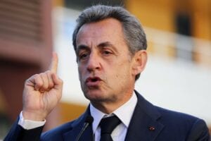 Nicolas Sarkozy  Quitte  La Politique