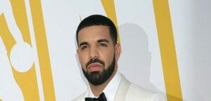 Drake: Le Chanteur Accusé ”D’agression Sexuelle Et De Fétichisme”