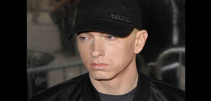Eminem: Le Rappeur Enflamme La Toile Avec Ce Délire
