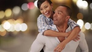 Amour Et Relations : 5 Choses Qu’un Couple Doit Absolument Faire Avant De Se Marier