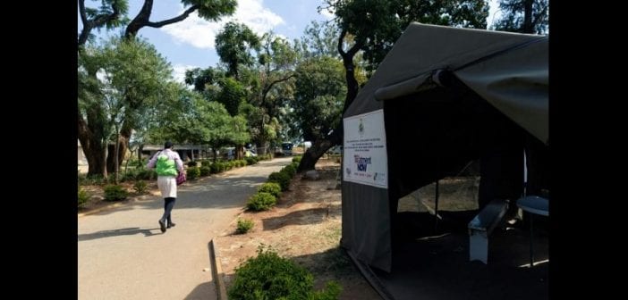 Le Zimbabwe ouvre des cliniques à guichet unique pour aider les patients pauvres