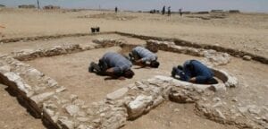 L’une Des Plus Anciennes Mosquées Au Monde Découverte En Israël : Photo