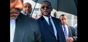 R.kelly: Nouveau Coup Dur Pour Le Chanteur