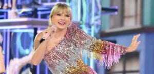 Taylor Swift Est La Célébrité La Mieux Payée Au Monde