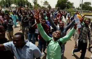 Au Soudan, Une Première Victoire Fragile Mais Historique Pour Les Démocrates Après 250 Morts