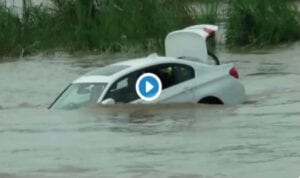 Il Jette Sa Bmw Reçue En Cadeau Dans La Rivière Car Il Voulait Une Jaguar