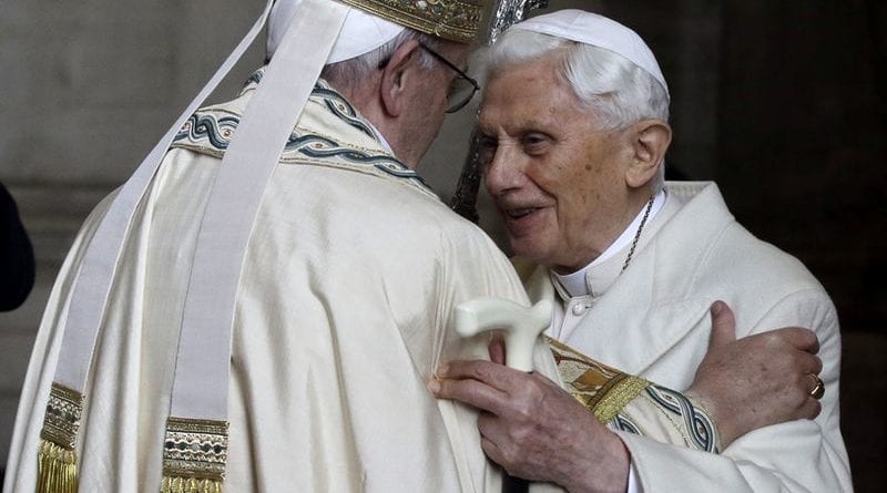 Démission,Pape Benoît Xvi, Voici Le Secret ,Que Vous Ne Saurez Jamais