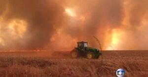 La Plus Grande Forêt Du Monde Est En Feu