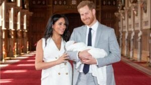 Harry Et Meghan : Le Couple Royal Et Leur Bébé En Afrique Dix Jours