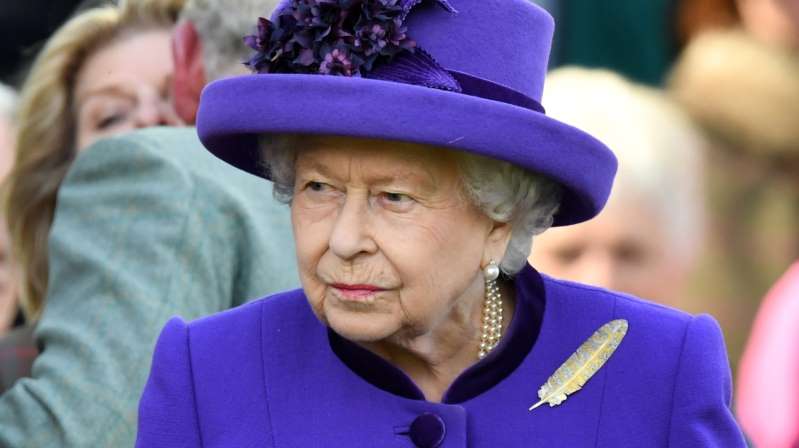 Royaume-Uni : La Reine Donne Son Accord Pour Le Report Du Brexit