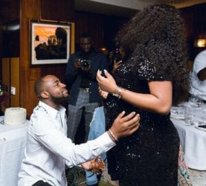 Davido Demande Officiellement Chioma  En Mariage