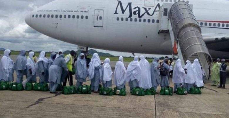 Nigeria,Un Avion Transportant,Pèlerins,Atterrissage Brutal