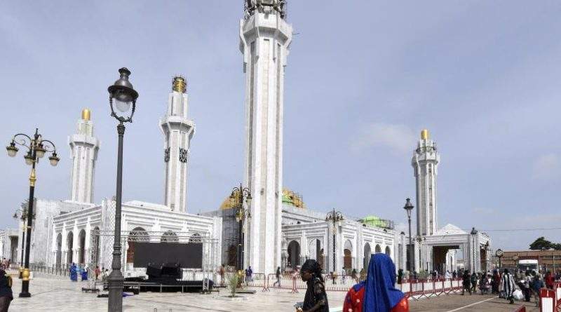 Sénégal : La Toute Puissante Confrérie Mouride Inaugure À Dakar La Plus Grande Mosquée D’afrique De L’ouest