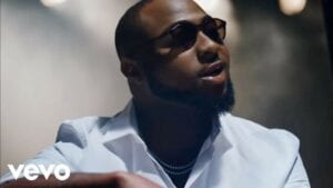 Davido A Chanté Samedi Aux Côtés De Chris Brown