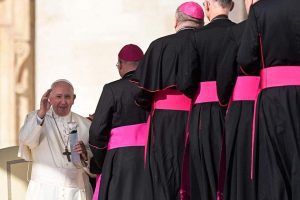 Le Pape François Discute D&Rsquo;Un Possible Accès À La Prêtrise D&Rsquo;Hommes Mariés