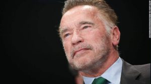 Incendie En Californie : Arnold Schwarzenegger Quitte  En Urgence Sa Maison