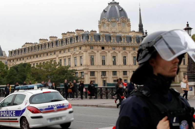 En direct de Paris : agression à l’arme blanche à la Préfecture de Police fait 4 morts