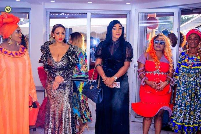 Coco Argentée, Emma Lohoues, Nathalie Koah à l’ouverture de “Chic Avenue” Yaoundé
