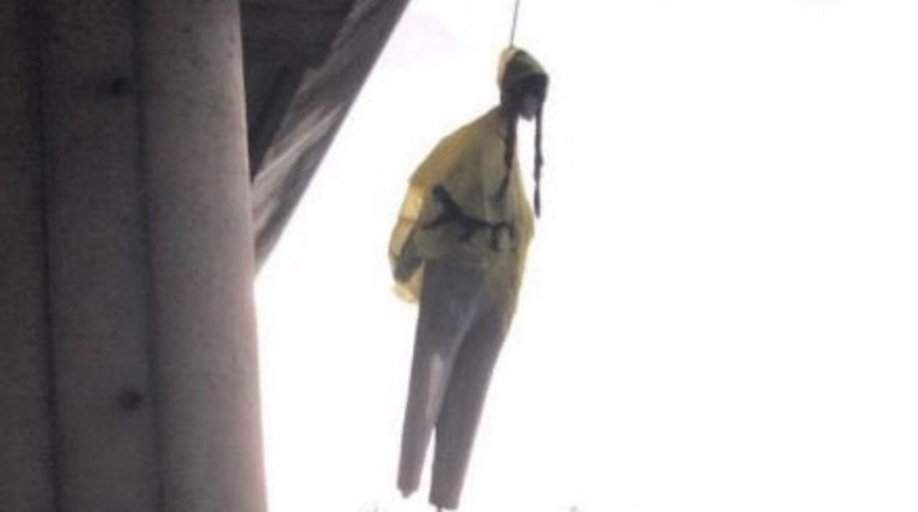 Un Mannequin À L’ef­fi­gie De Greta Thun­berg Retrouvé Pendu Sous Un Pont À Rome