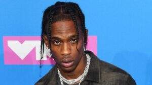 Travis Scott Se Brise Le Genou En Plein Concert