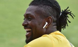 Emmanuel Adebayor: De Footballeur Professionnel À Danseur Professionnel?