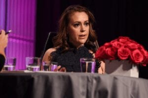 Témoignage D&Rsquo;Alyssa Milano : « Il M&Rsquo;A Violée Alors Que Les Caméras Tournaient »