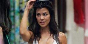 Grande Nouvelle ! Kourtney Kardashian De L&Rsquo;Incroyable Famille Kardashian Enceinte