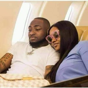 Davido Dormirait Sur Le Même Lit D&Rsquo;Hôpital Que Chioma Pour La Soutenir