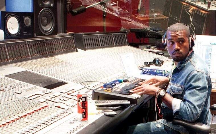 Kanye West Retourne En Studio Pour Retravailler Son Prochain Album