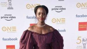 « Adolescente, Je Voulais Me Dépigmenter », Lupita Nyong’o Avoue S’être Décapée Quand Elle Était Plus Jeune