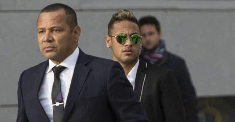 Neymar Tient Sa Promesse En Assistant Au Mariage De Son Ex