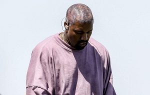 Kanye West Confesse Que Jésus Reste Roi Par Dessus Tout