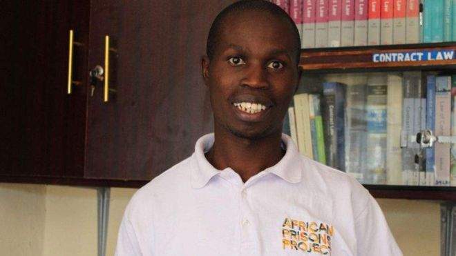 Kenya : Un ancien condamné à mort est diplômé de l’Université de Londres