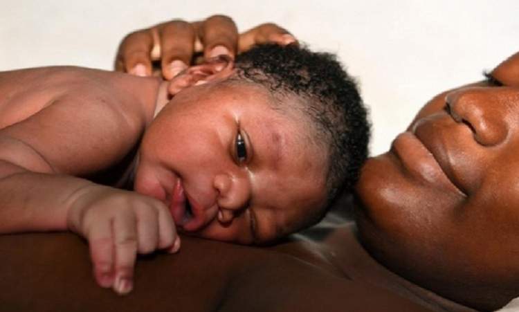 La Zambie Enregistre 1000 Naissances De « Bébé Noël »