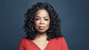 Oprah Winfrey Envoie Un Message Fort À Miss Univers Zozibini Tunzi