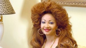 Cameroun : La Première Dame Chantal Biya Serait-Elle Amoureuse De Singuila?