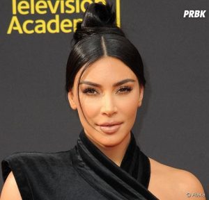 Le Vrai Visage De Kim Kardashian Sans Maquillage Va Vous Effrayer