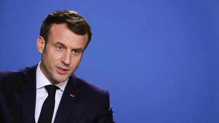 Macron Et Vegedream À La Rencontre De Didier Drogba