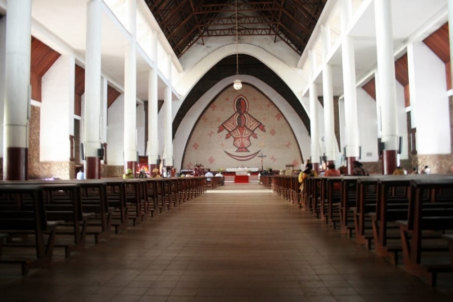 Braquage À La Cathédrale De Yaoundé, Le Bilan Est Lourd