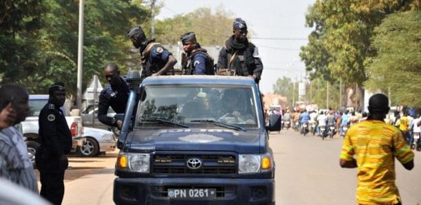 Burkina: Des Policiers Poursuivis Pour La Mort De 11 Personnes En Garde À Vue