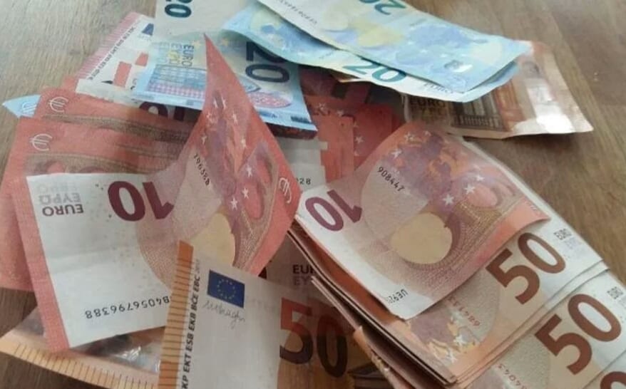 IMG 20191227 153450 - Allemagne : Un passant rend un sac à dos contenant 16 000 euros