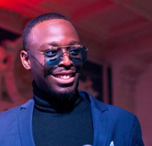 Le Chanteur Dadju Sera De Nouveau Père