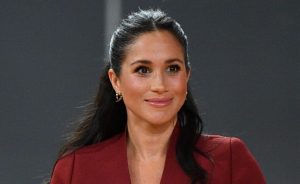 Meghan Markle Déguisée En Mère Noël Sexy (Photo)