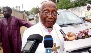 Mgr Kpodzro Au Bénin Pour La Création Du Compte De Collecte Des Fonds Pour La Présidentielle De 2020