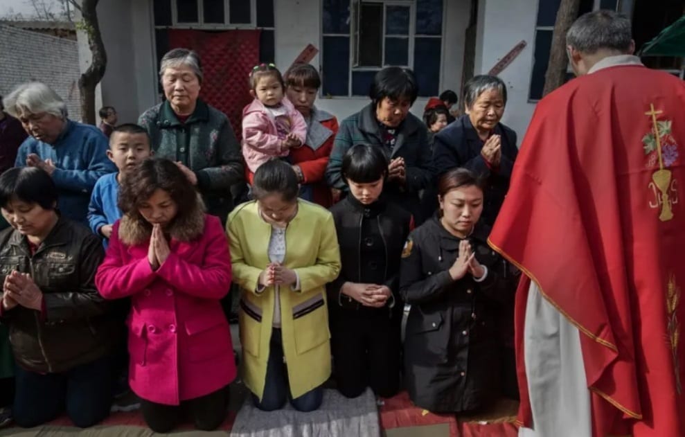 En Chine Les Églises Ferment, Des Pasteurs Emprisonnés Et Les Écritures Réécrites